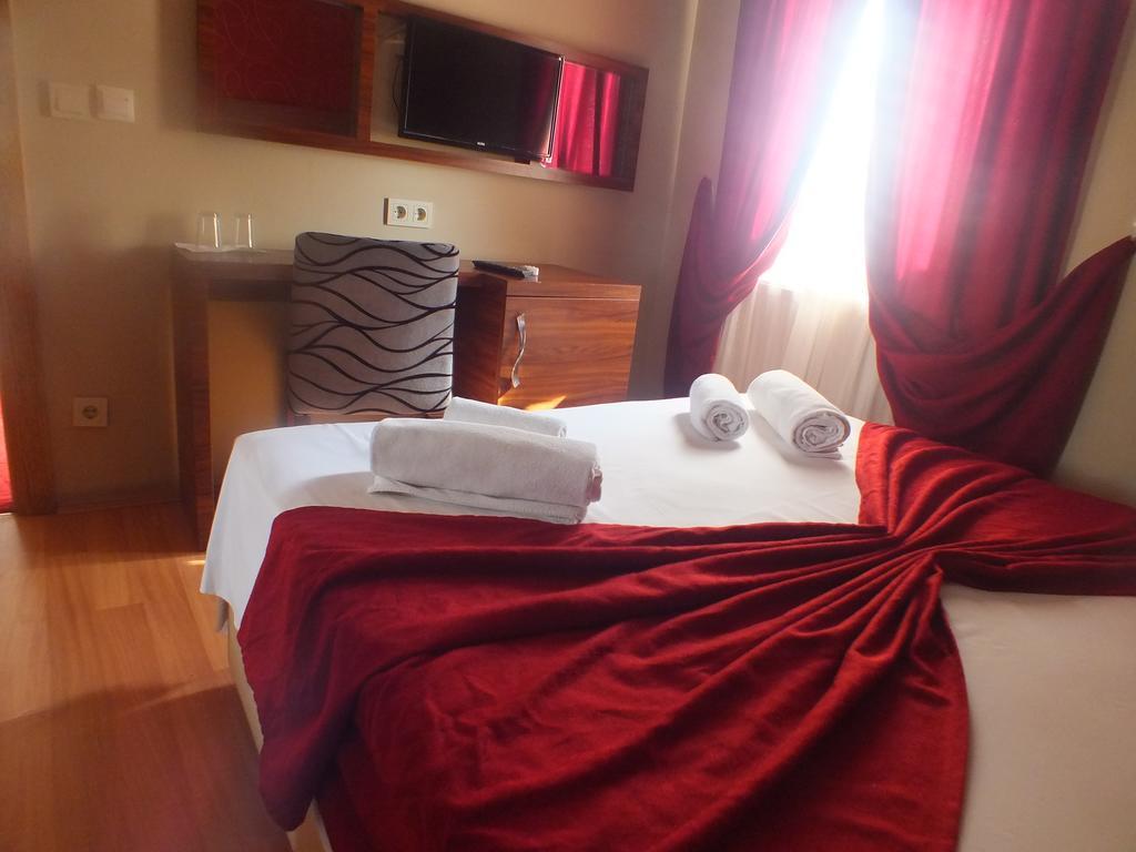 Somya Hotel Gebze Esterno foto