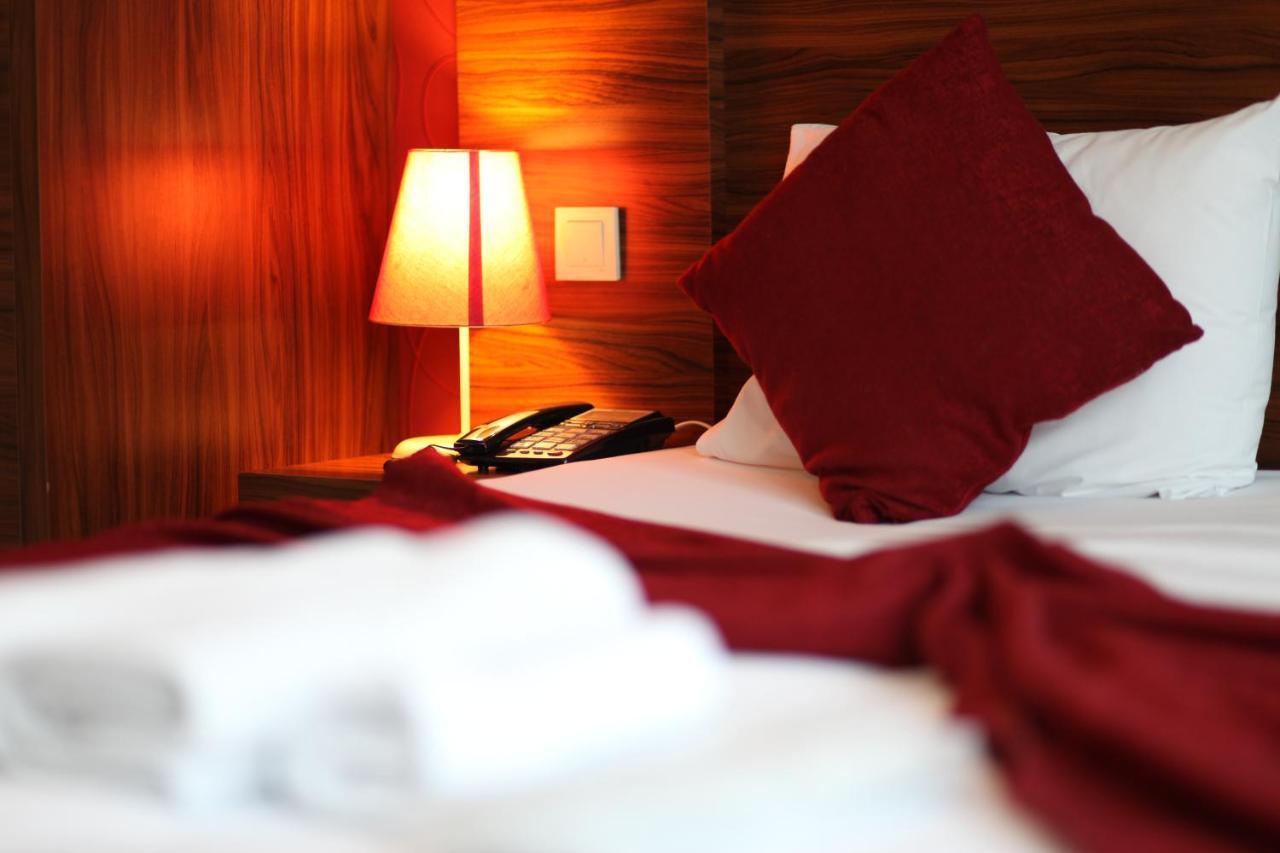 Somya Hotel Gebze Esterno foto